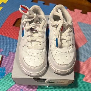 Nike toddler air forces